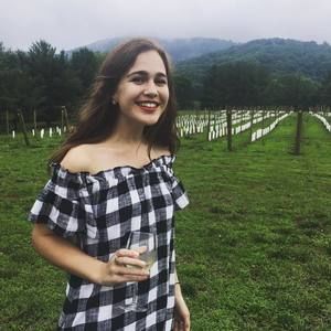 Meet your Posher, Alli